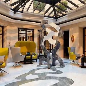 Le Burgundy Hotel Paris